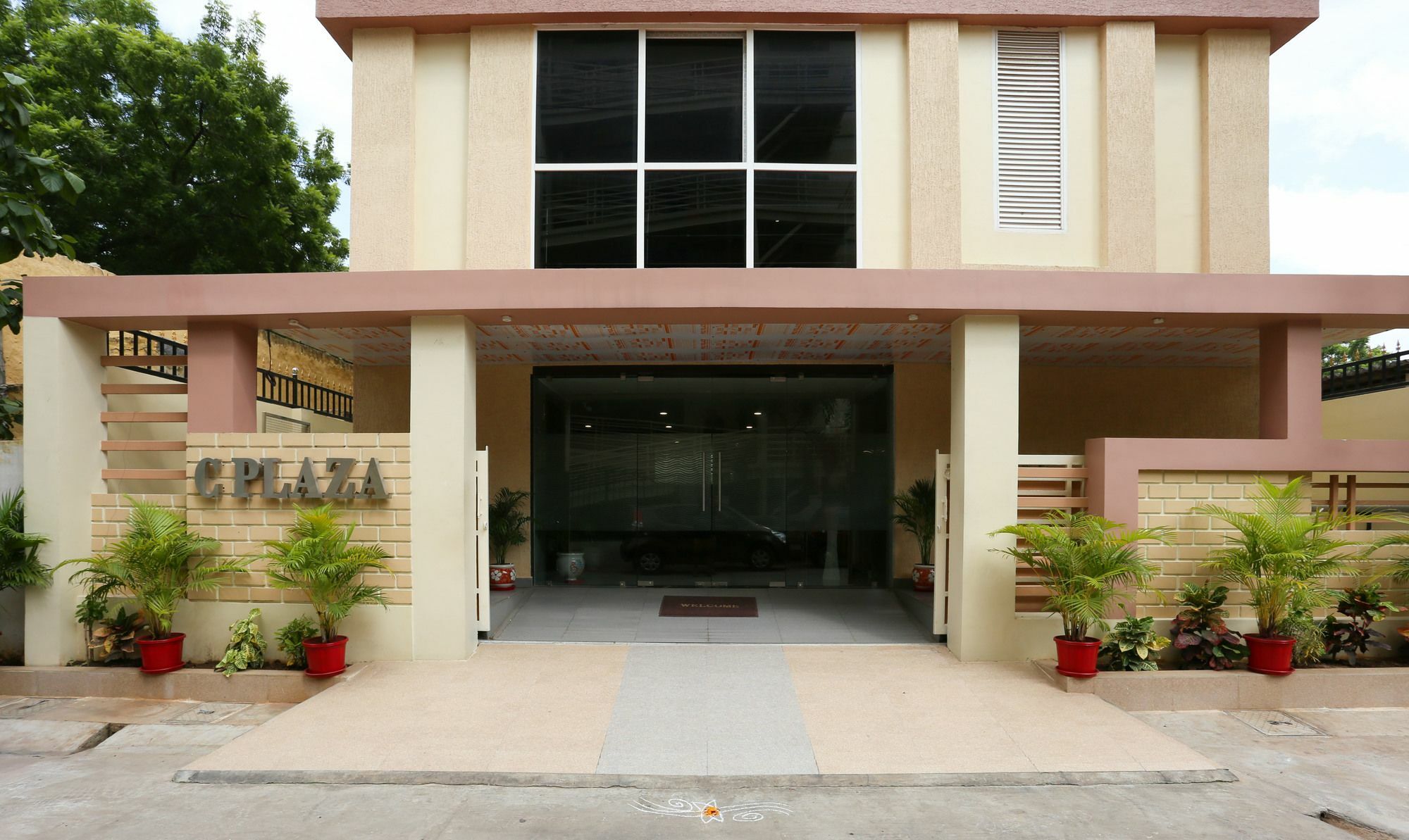 Treebo C Plaza Vijayawada Exterior photo